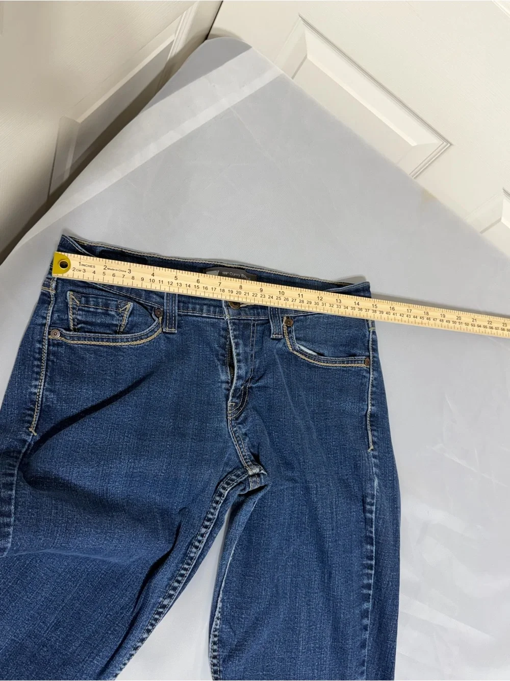 Levis levi curvy